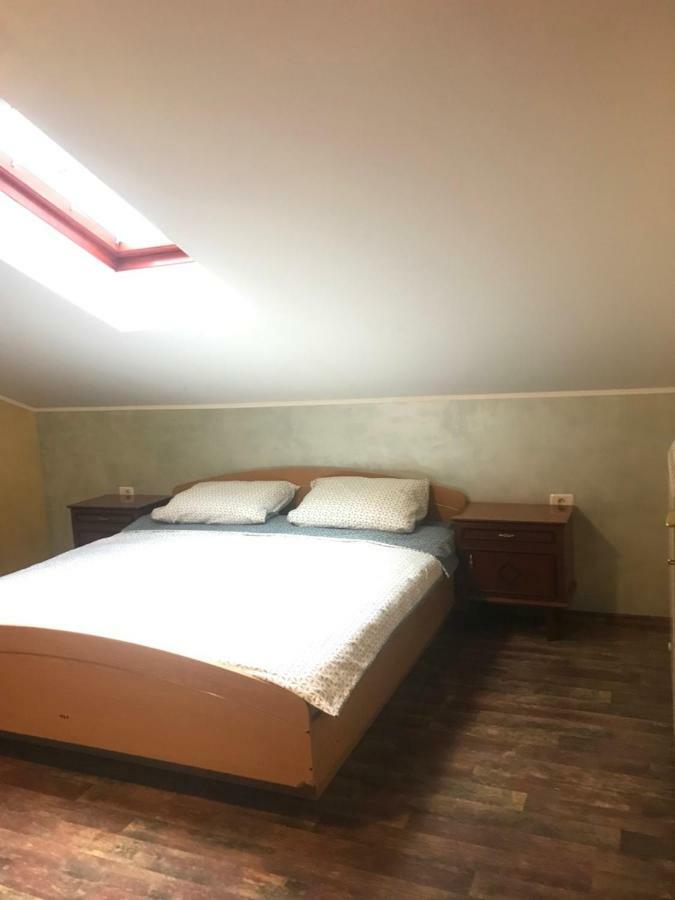 Apartments Vidovic Cezarji Exterior foto