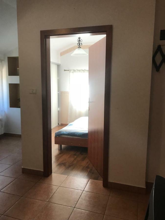 Apartments Vidovic Cezarji Exterior foto
